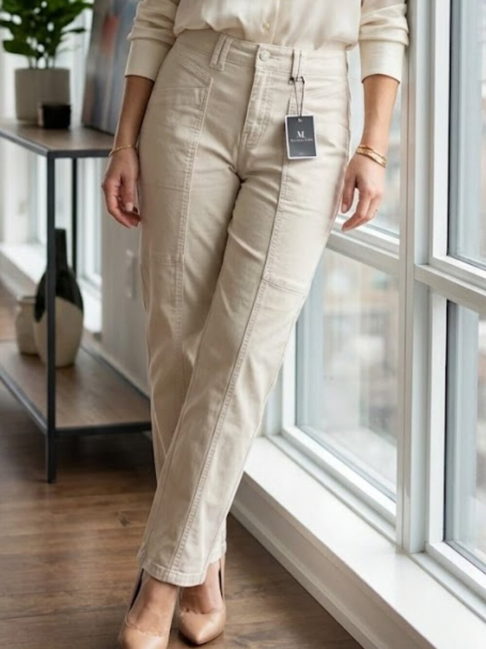 Melanie Lyne High Rise Utility Cargo Pants Beige Size 2 NWT